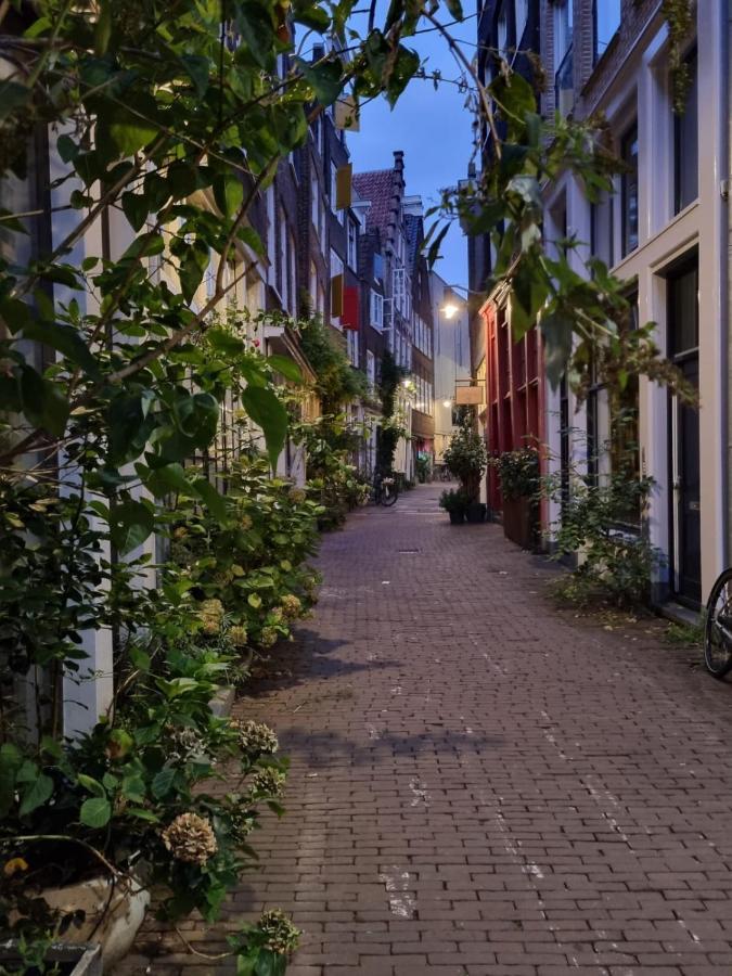 Here'S Lucy Amsterdam Eksteriør bilde